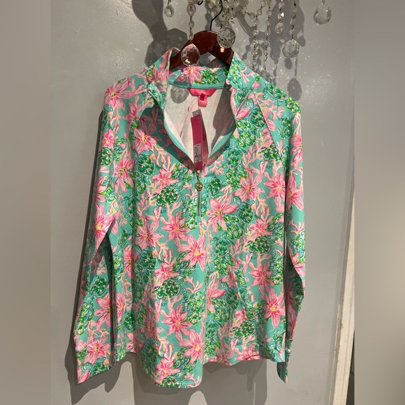 Lilly Pulitzer Pink and Green Floral Sweater UPF 50. A050 - Picture 4 of 7